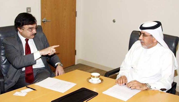 مع الدكتور جاويد شيخ عميد كلية طب وايل كورنيل في قطر عميد كلية وايل كورنيل: إطلاق إستراتيجية وطنية شاملة لمكافحة السكري