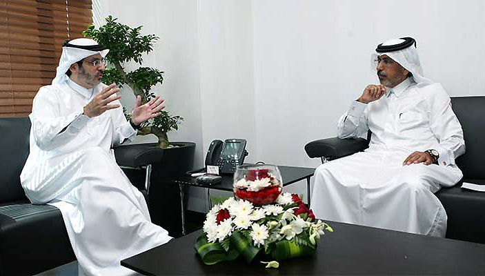 مع سعادة الدكتور ناصر معرفية الرئيس التنفيذي لاتصالات قطر كيوتل الرئيسية
